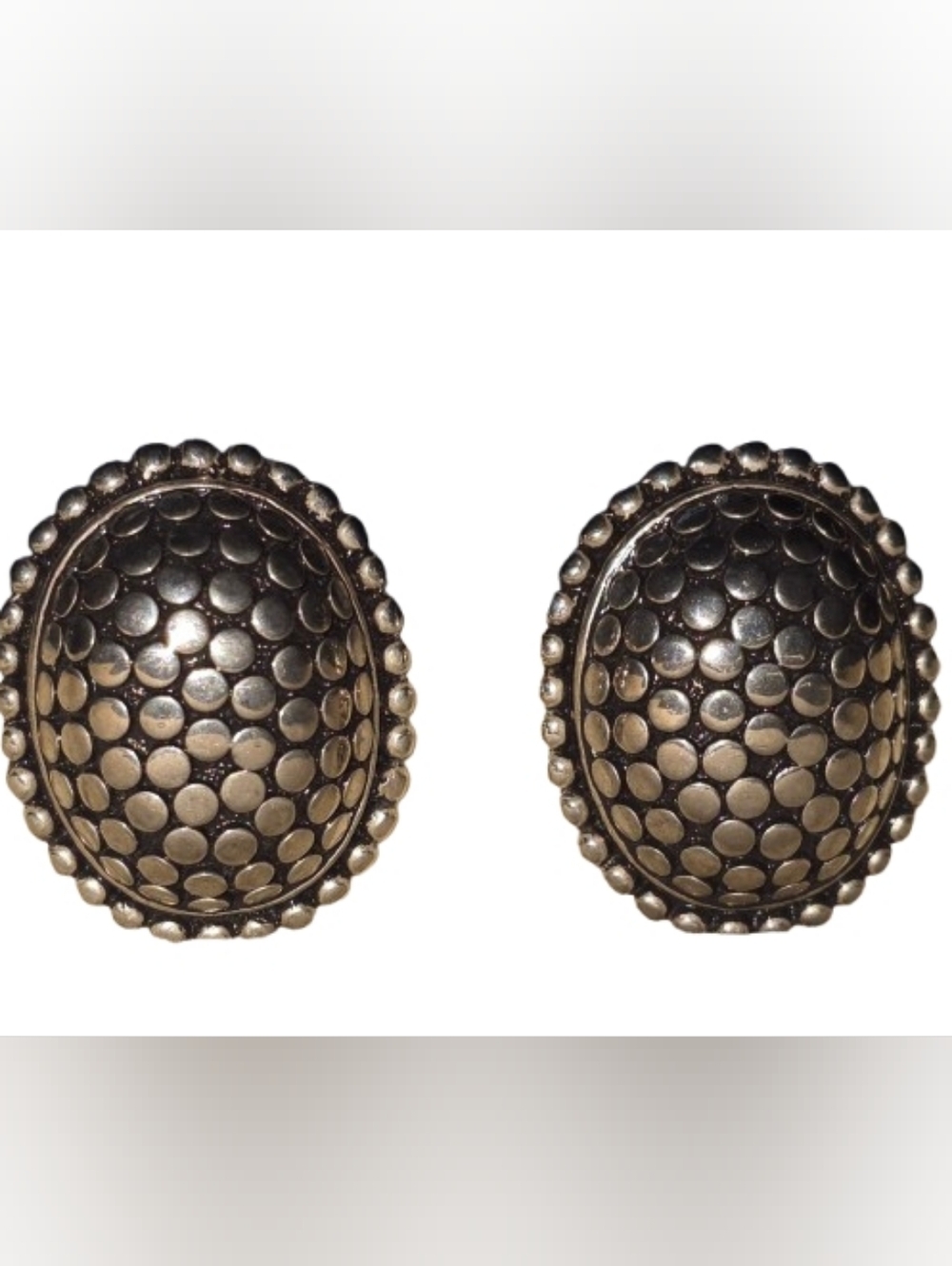 📣 Y2K Brutalist Clip Textured Silver Tone Oval Dome Earrings 😍
